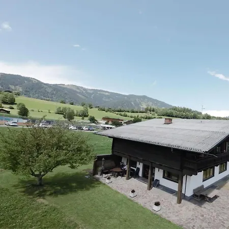 Hackerhof Apartments&zimmer 3*
