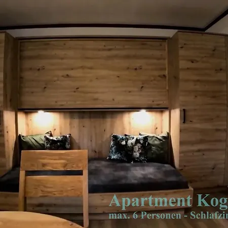 Aparthotel Hackerhof Apartments&zimmer 3*