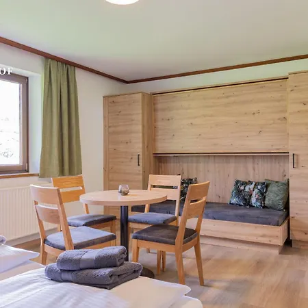 Hackerhof Apartments&zimmer Aparthotel