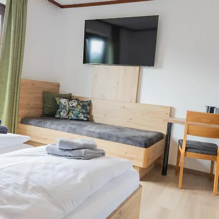 Hackerhof Apartments&zimmer 3* Goldegg
