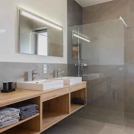 Aparthotel Hackerhof Apartments&zimmer 3*